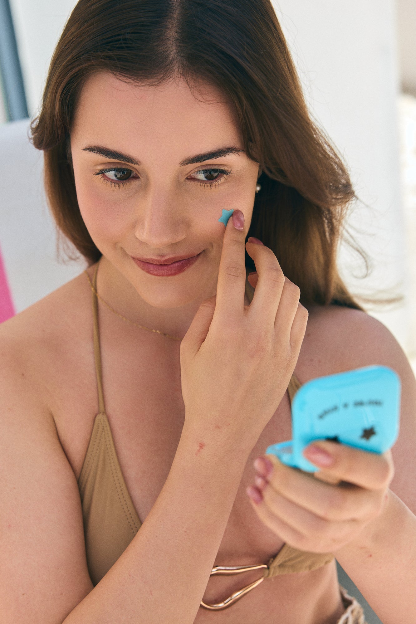 PIMPLE STAR PATCHES &amp; MIRROR CASE Blue Pimple Patches - Anti-Blemish Stars in portable mirror case, 32 patches